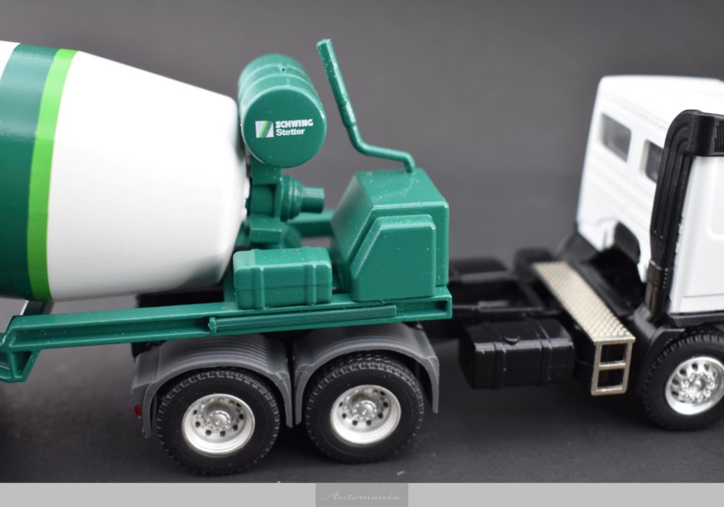 8X4 MALAXEUR MERCEDES ACTROS, CUVE STETTER CAPACITE 8M3 - Béton