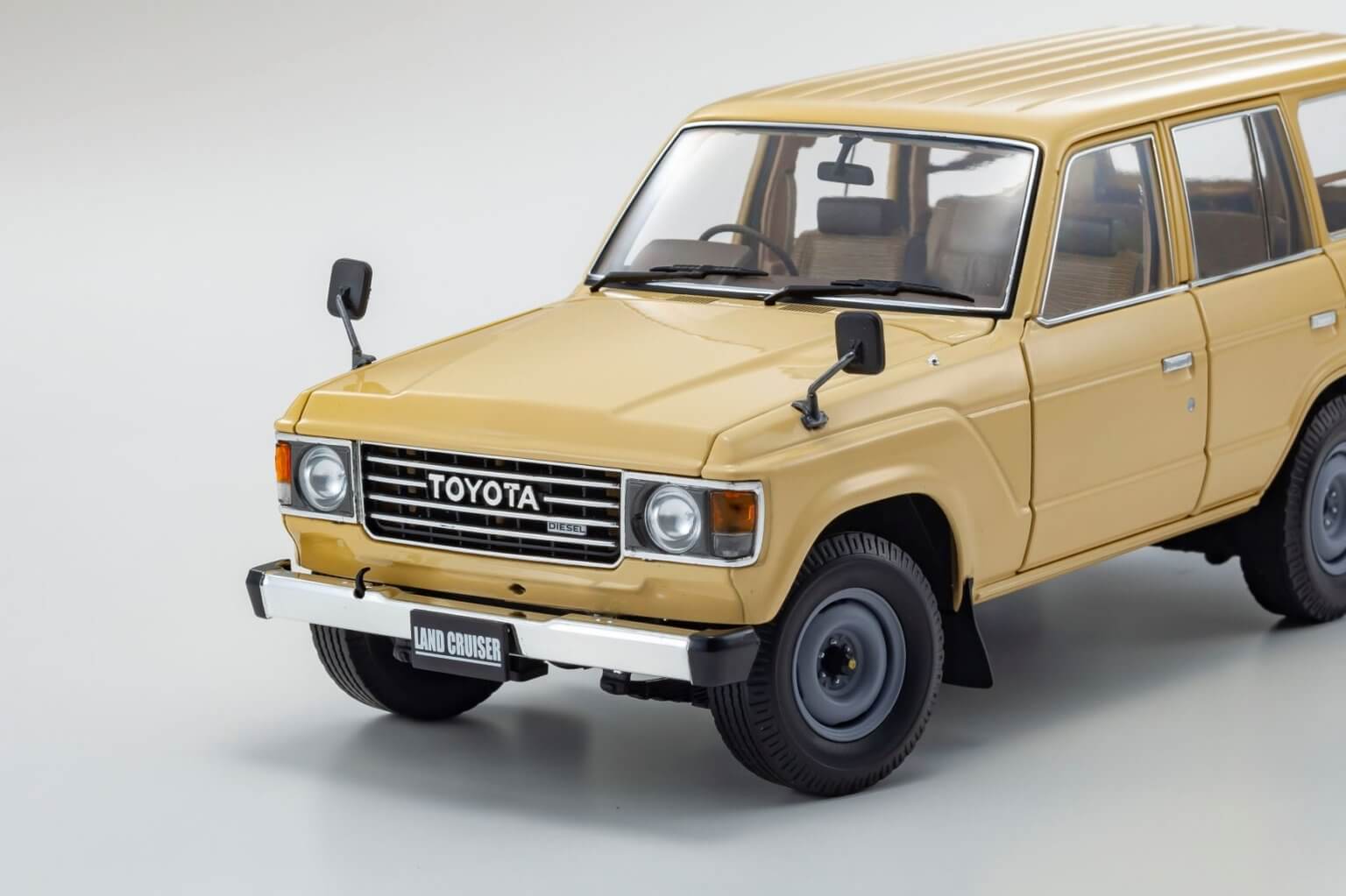 Toyota cruiser land prado anniversary edition 60th 2012 old years special models introduces turns gets 2011 autoevolution japanesenostalgiccar popular posts
