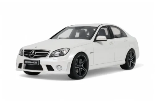 MERCEDES BENZ C63 AMG (DIAMOND WHITE)