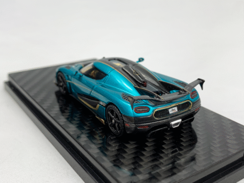 KOENIGSEGG AGERA RSR (1:64)