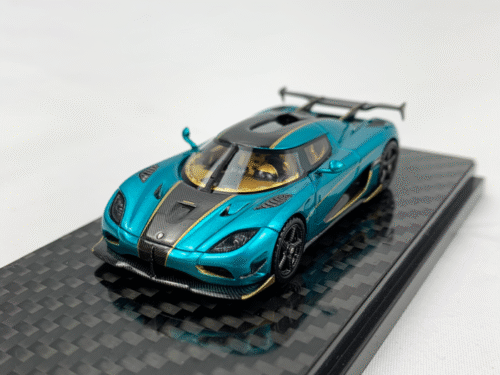 KOENIGSEGG AGERA RSR (1:64)