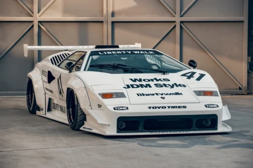 LB-WORKS COUNTACH