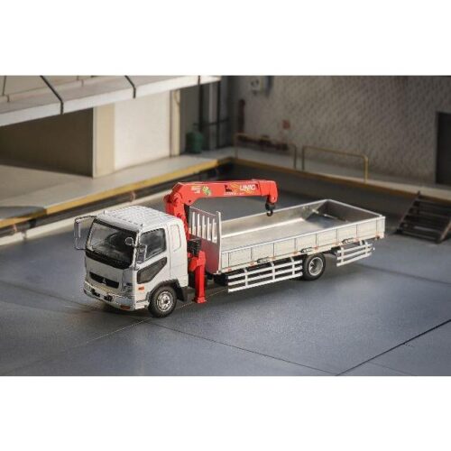 MTSUBISHI FUSO FIGHTER (1024) TRUCK WITH CRENE - WHITE
