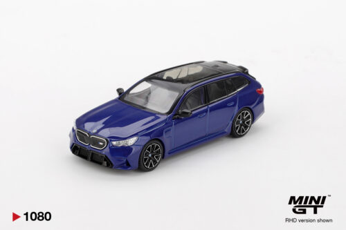 BMW M5 Touring Marina Bay Blue Metallic