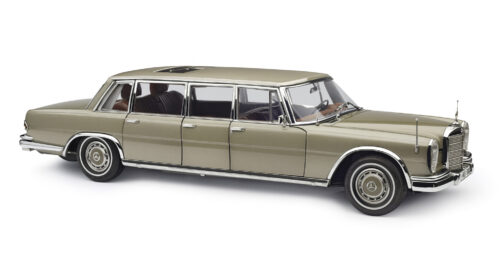 Mercedes-Benz 600 Pullman (W100) Limousine with sunroof