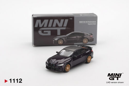 BMW M4 M PERFORMANCE G82 DAYTONA VIOLET