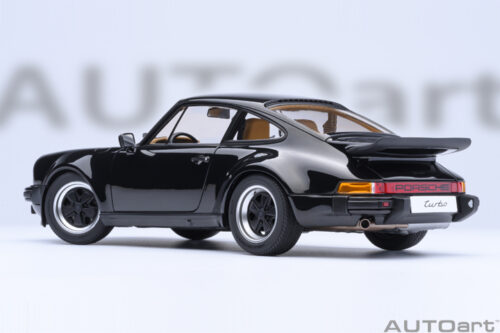 PORSCHE 911(930) TURBO 3.0 (BLACK)